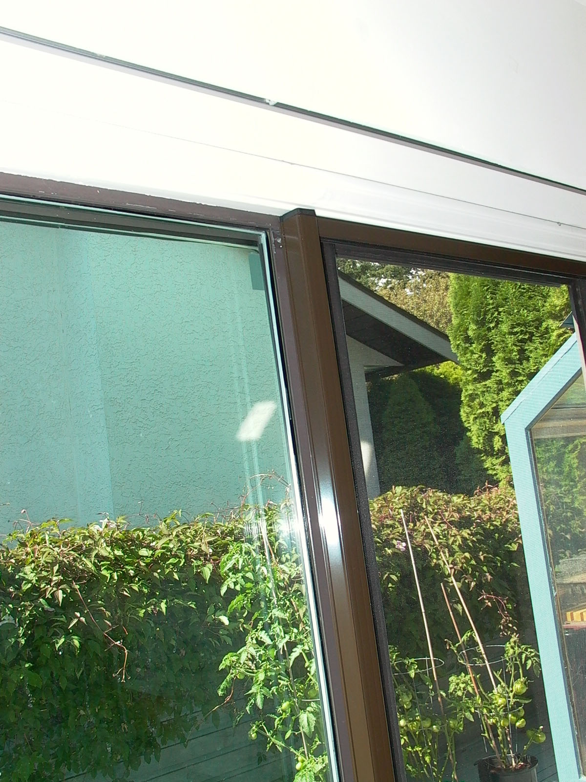 Solar Retractable Sliding door screen
